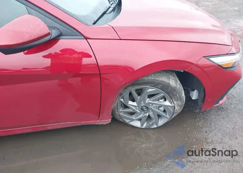 2024 Hyundai Elantra Sel from USA, damaged, VIN KMHLM4DG0RU734414